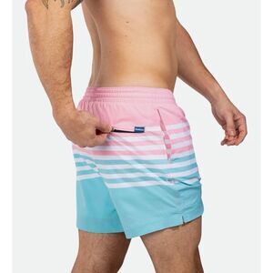 CHUBBIES
Stretch Swim Short - 7" 
 in On the Horizons Size L / NWOT